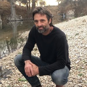 Meet your Posher, Roni